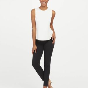 NWT Spanx Size Petite XS On the Go Ankle Slim Pant Black